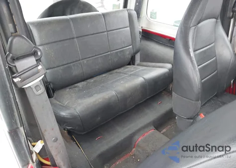 2002 Jeep Wrangler Se z USA, uszkodzony, nr VIN 1J4FA29P62P758125